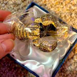 New In Box! Unique Lobster Bracelet!